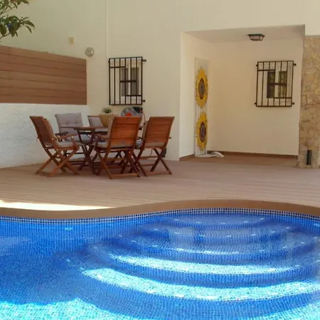 Sleeps 6 Pool Wifi Lloret de Mar