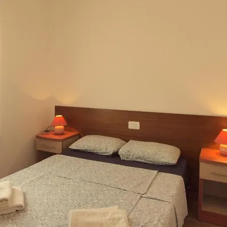 Sleeps 6 Pool Wifi *